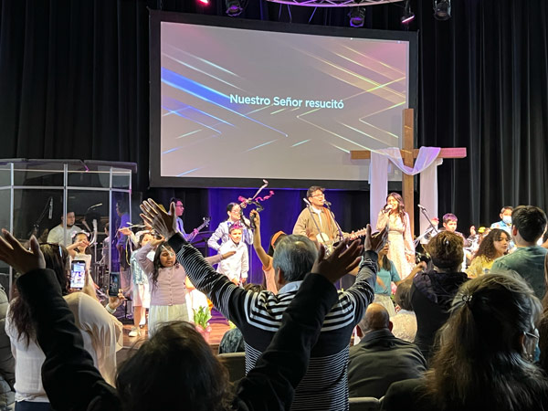 Worship at Highpoint en Español